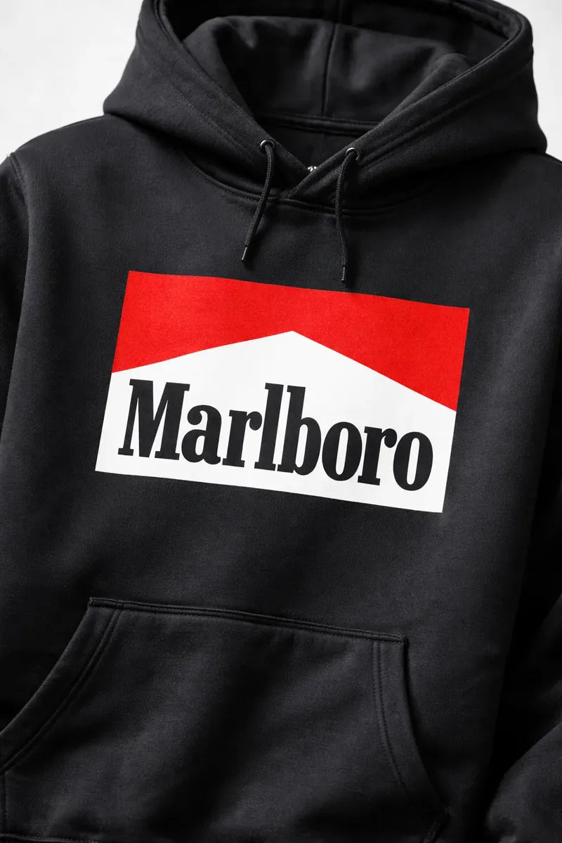 Polerón Tipo Canguro con Capucha Diseño Marlboro